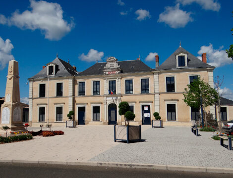 Mairie-Louroux-Béconnais